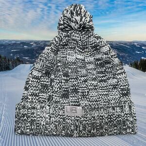 Under Armour Beanie Hat Gray Marled Pom Pom Fleece Lined Ribbed Knit Cold Gear